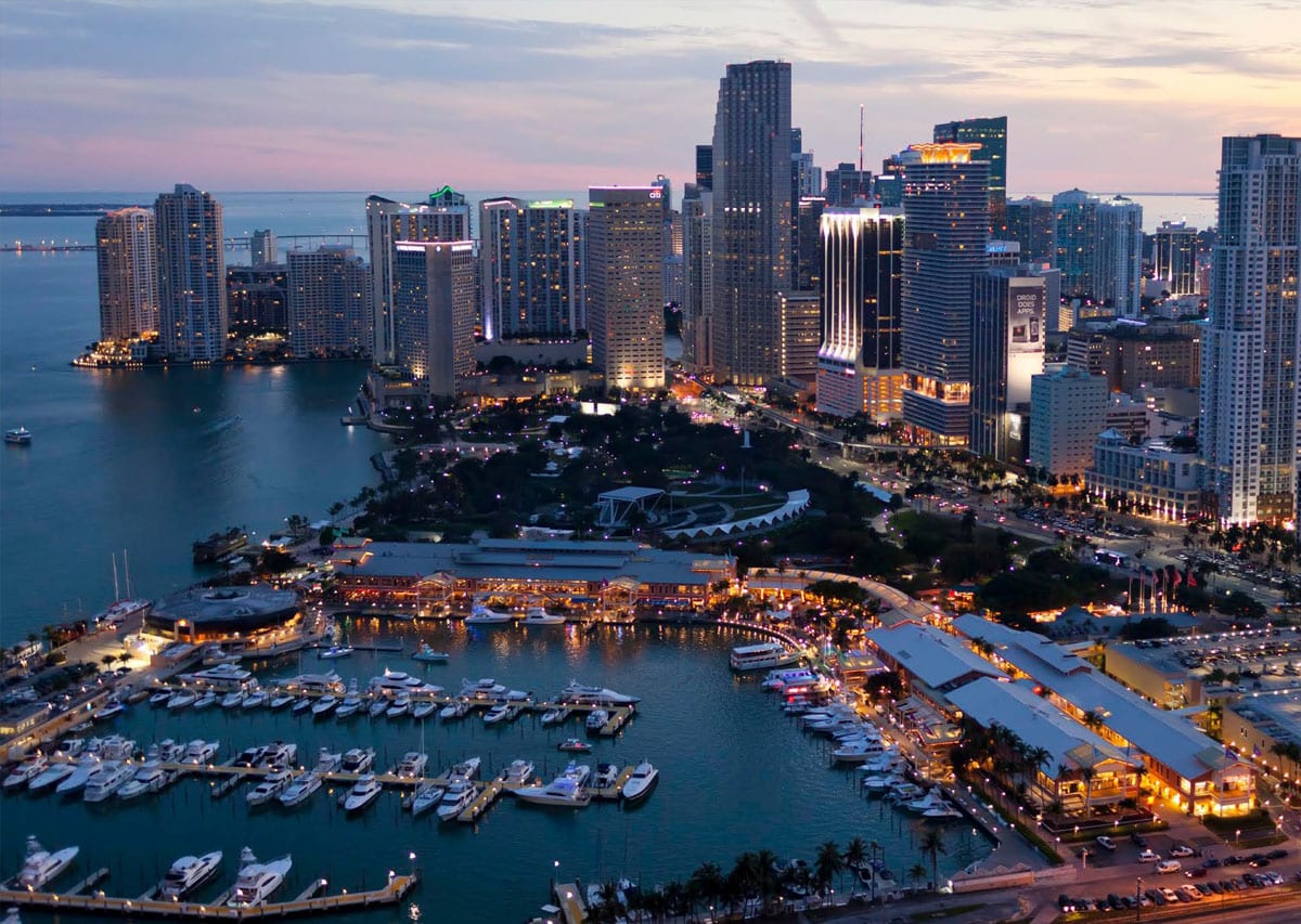Pre-Constrction Condos At 600 Miami World Center Airbnb